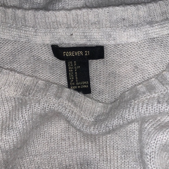Forever 21 Penguin Sweater - Picture 2 of 2